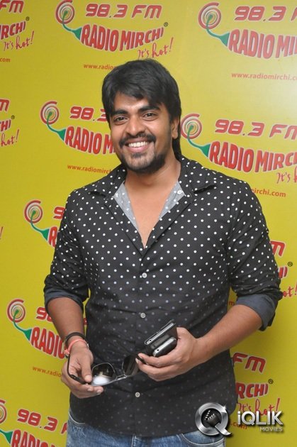 Galata-Movie-Team-at-Radio-Mirchi